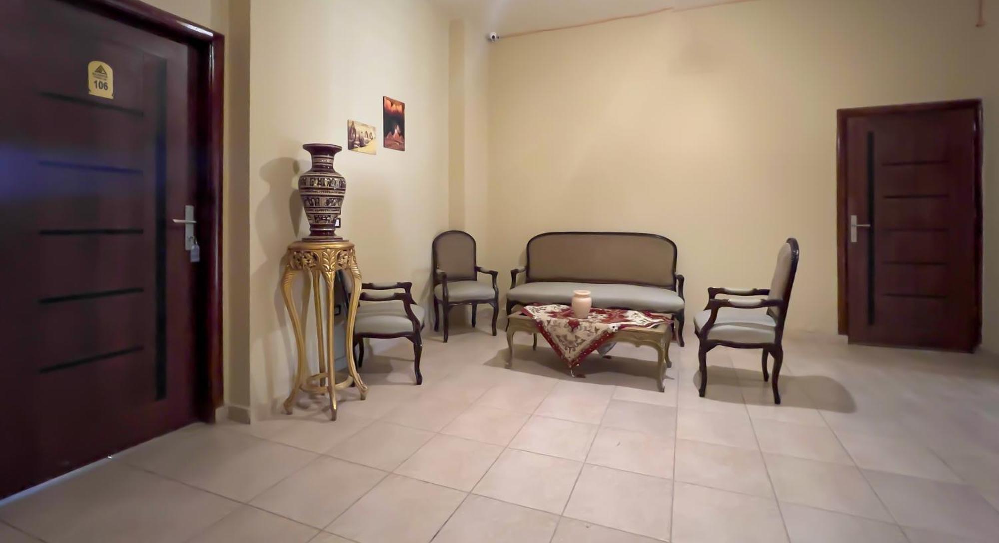 Al Kawm al Akhdar Master Pyramids Hotel מראה חיצוני תמונה