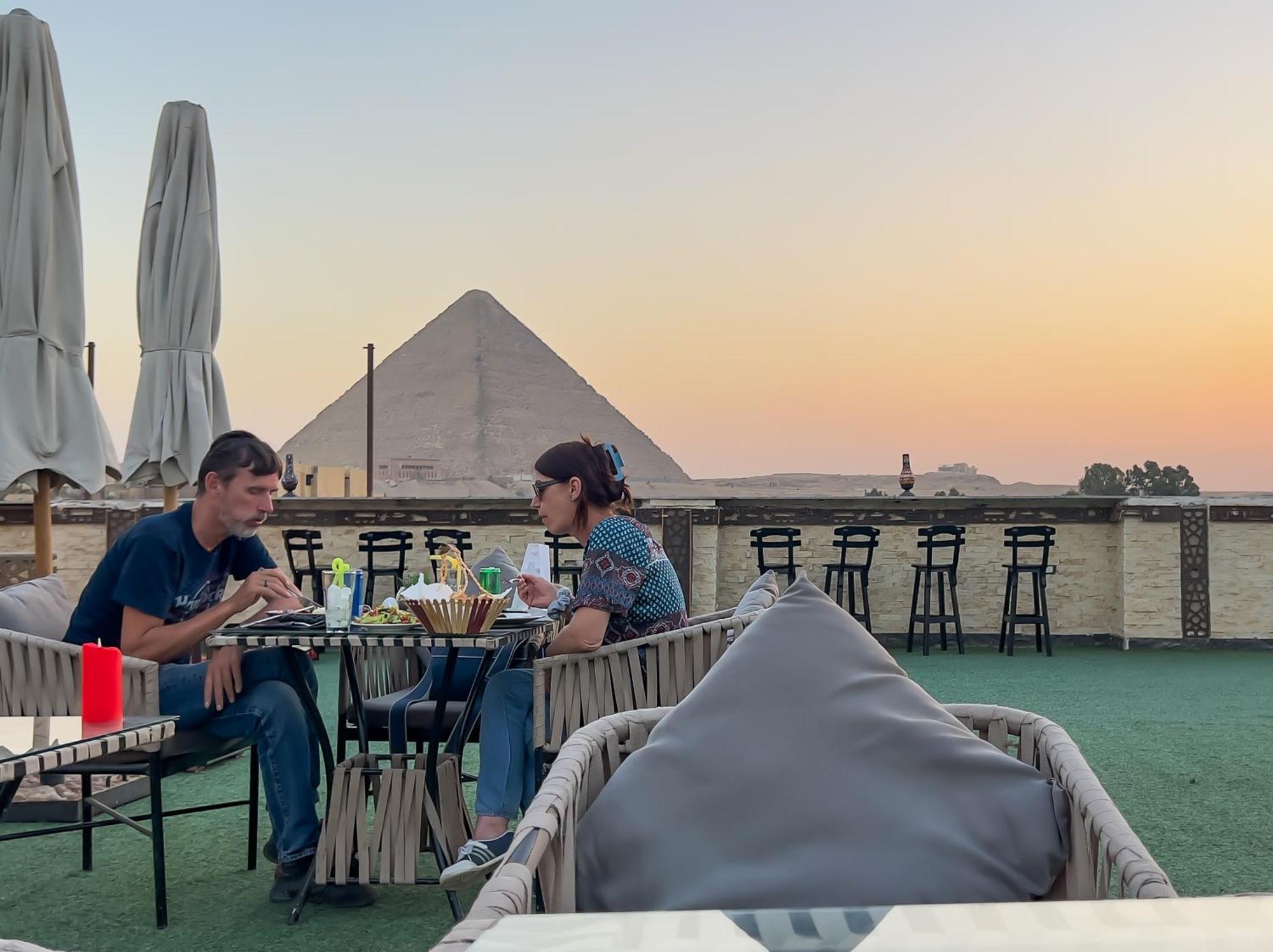 Al Kawm al Akhdar Master Pyramids Hotel מראה חיצוני תמונה
