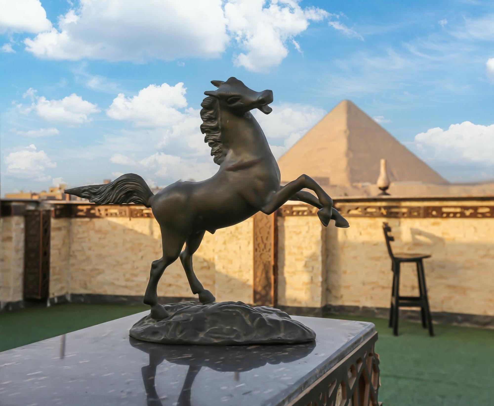 Al Kawm al Akhdar Master Pyramids Hotel מראה חיצוני תמונה
