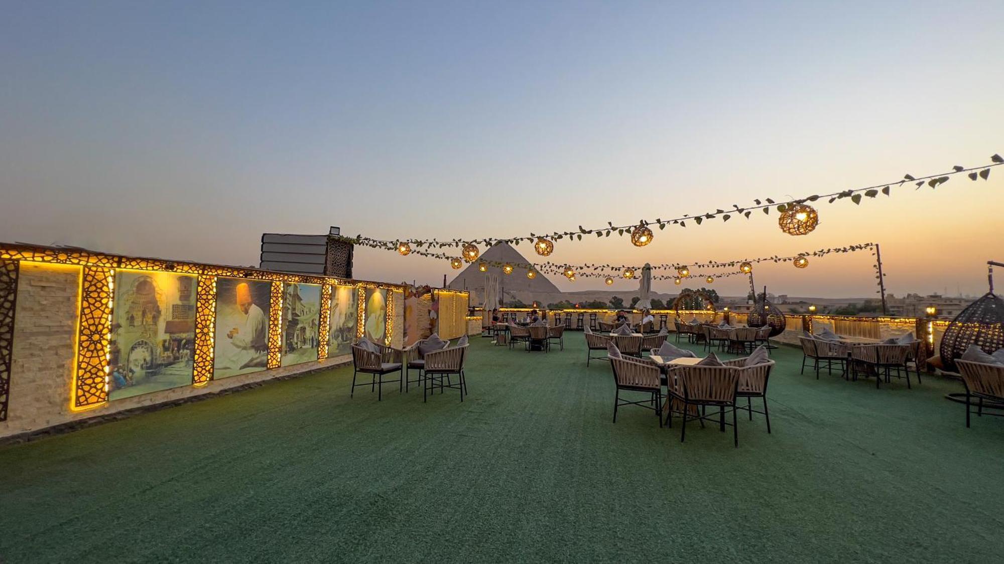 Al Kawm al Akhdar Master Pyramids Hotel מראה חיצוני תמונה