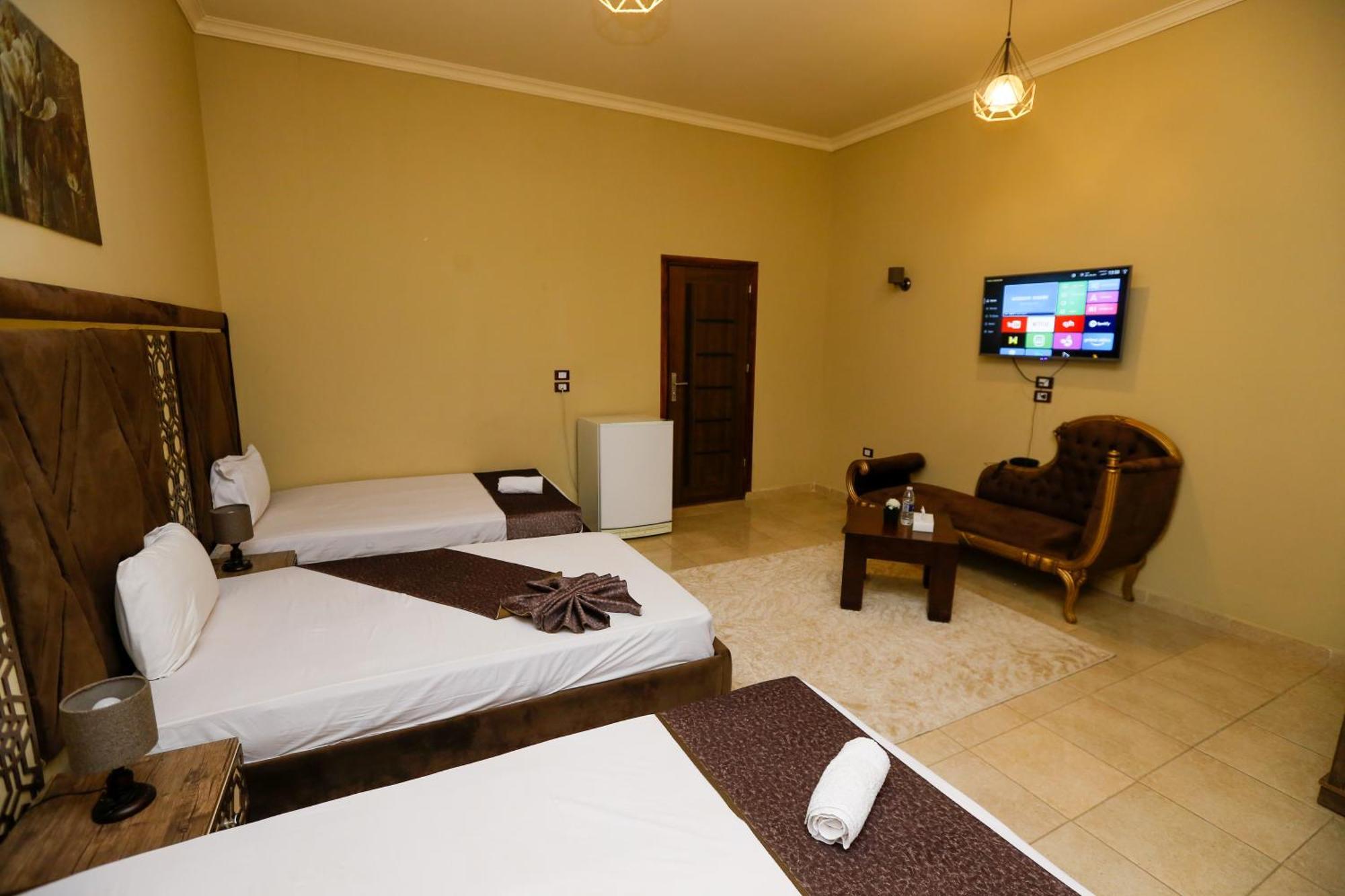 Al Kawm al Akhdar Master Pyramids Hotel מראה חיצוני תמונה