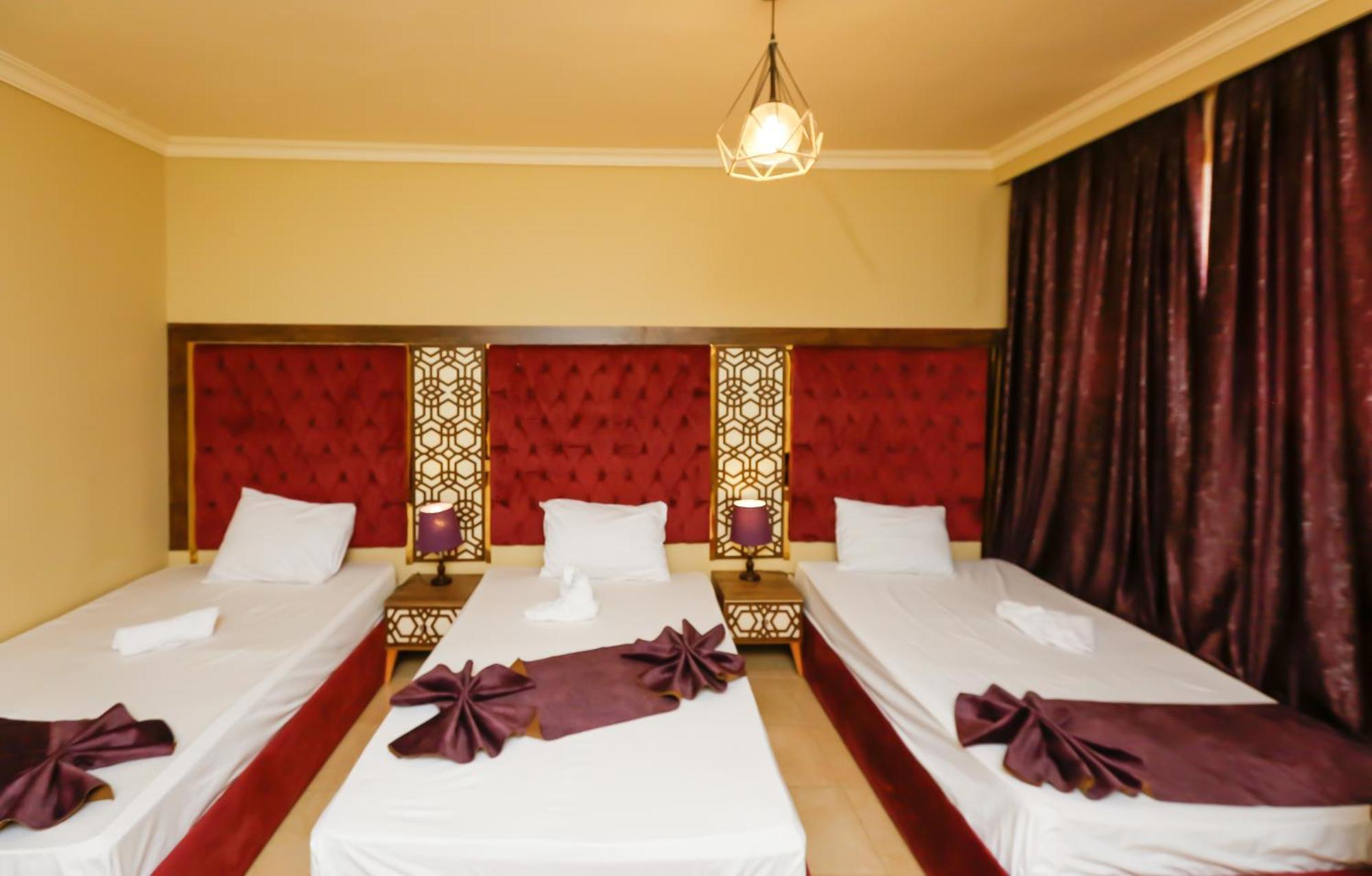 Al Kawm al Akhdar Master Pyramids Hotel מראה חיצוני תמונה
