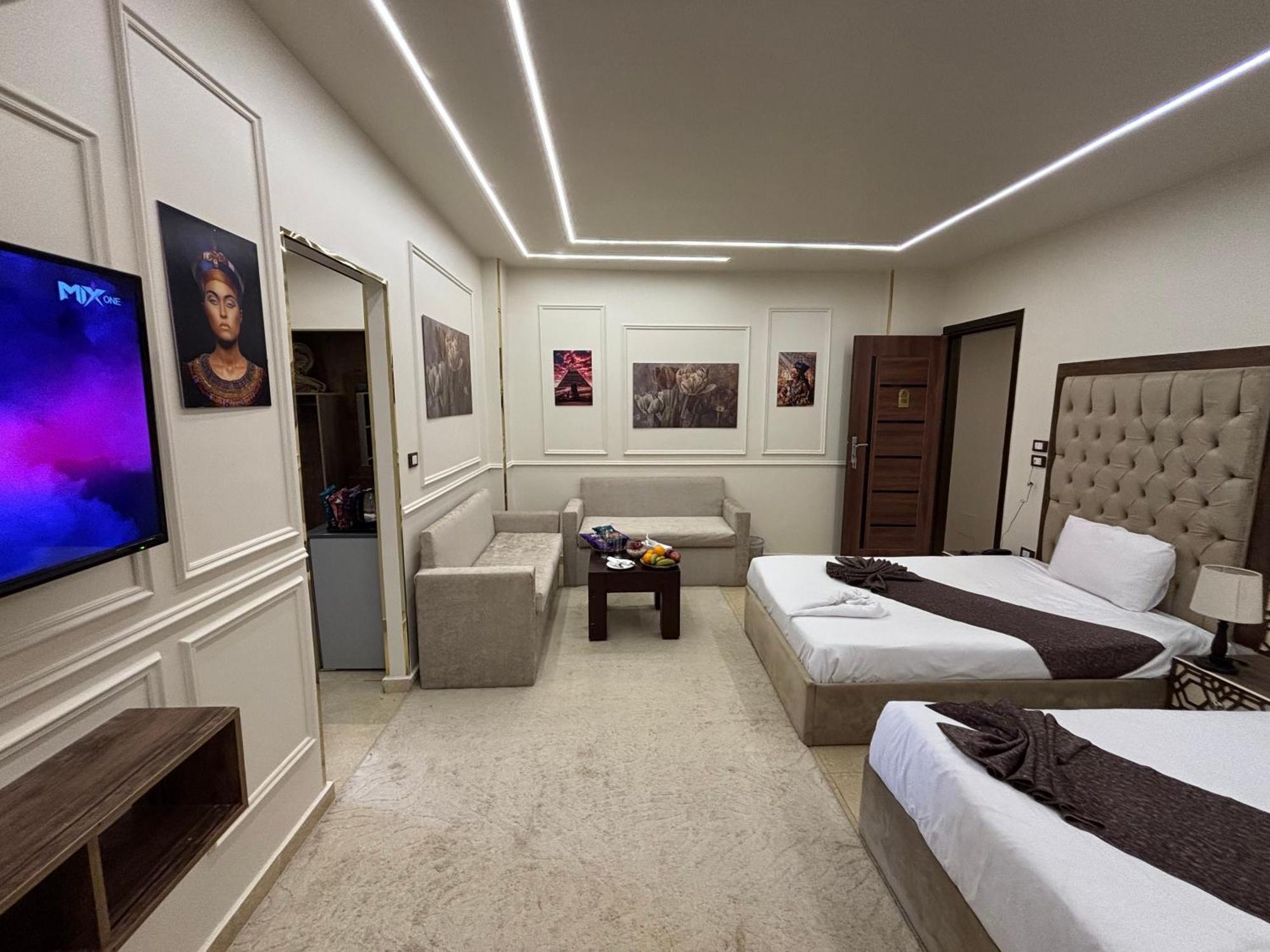 Al Kawm al Akhdar Master Pyramids Hotel מראה חיצוני תמונה