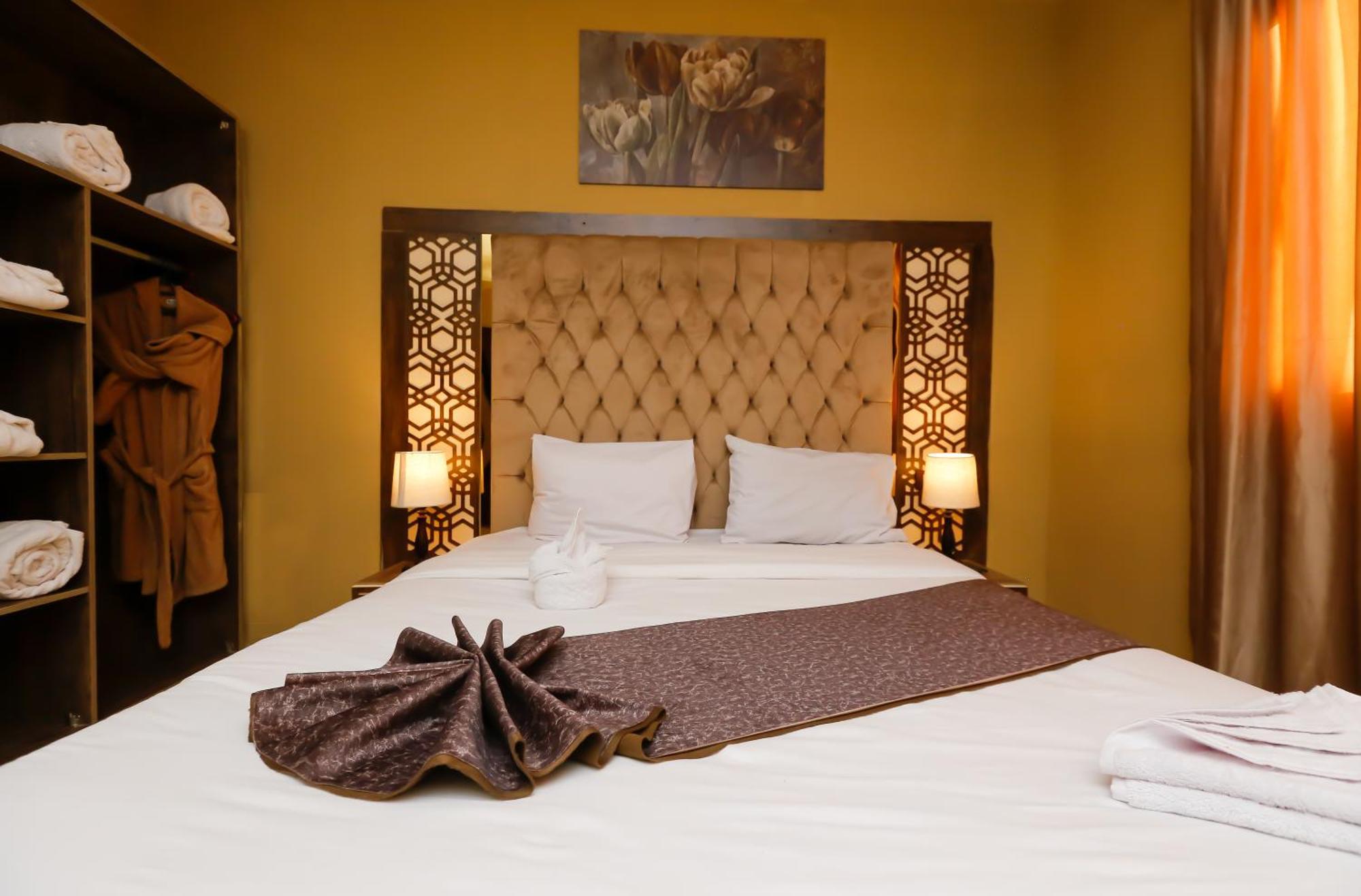 Al Kawm al Akhdar Master Pyramids Hotel מראה חיצוני תמונה