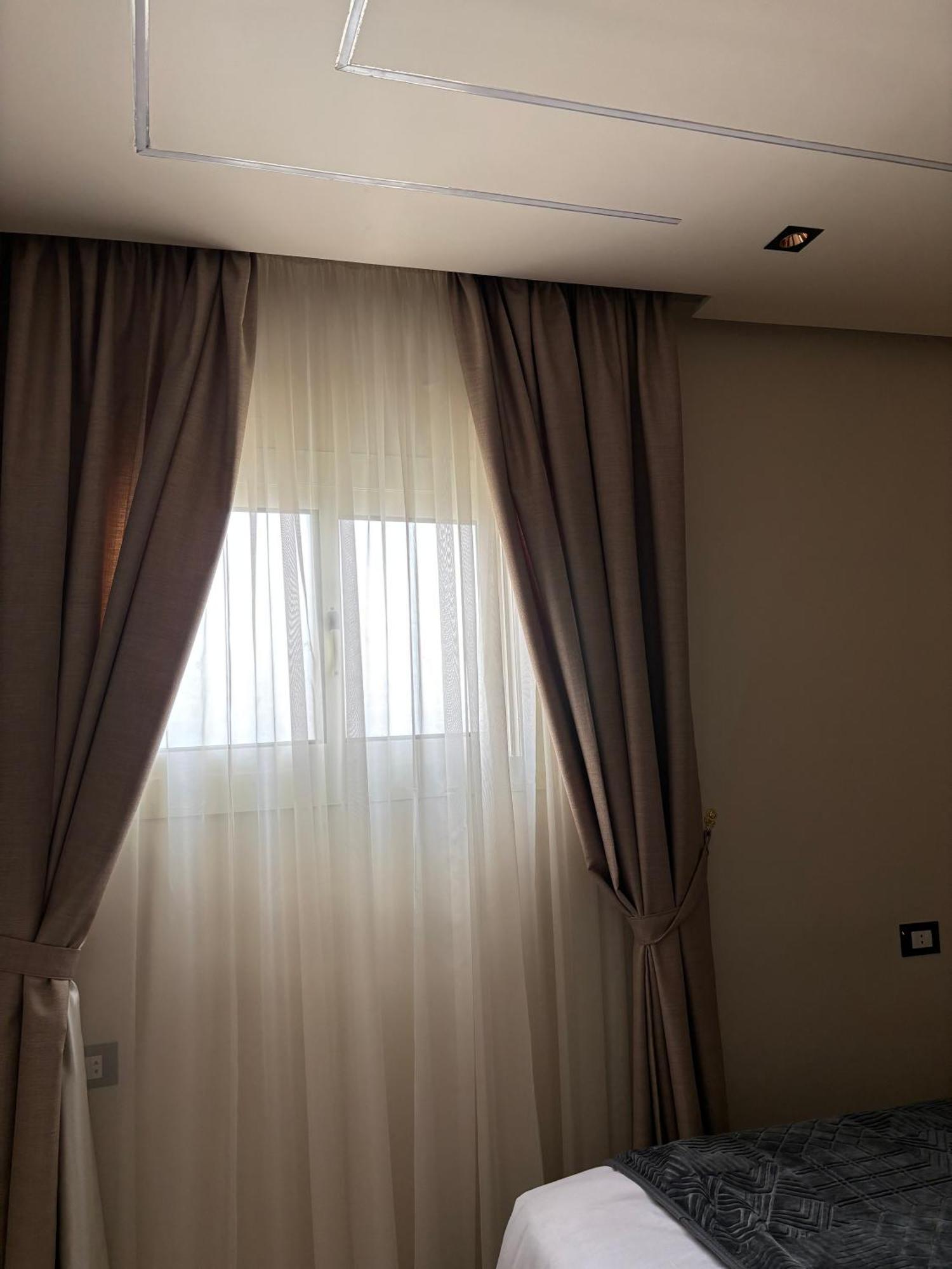 Al Kawm al Akhdar Master Pyramids Hotel מראה חיצוני תמונה